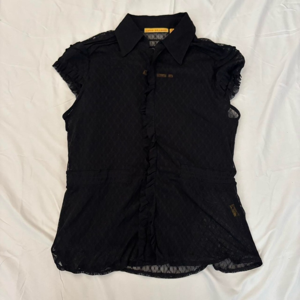 Lloyd Williams lace two piece top.